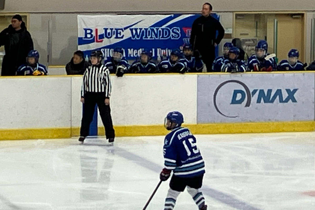 昭和医科大学女子アイスホッケークラブ BLUE WINDS